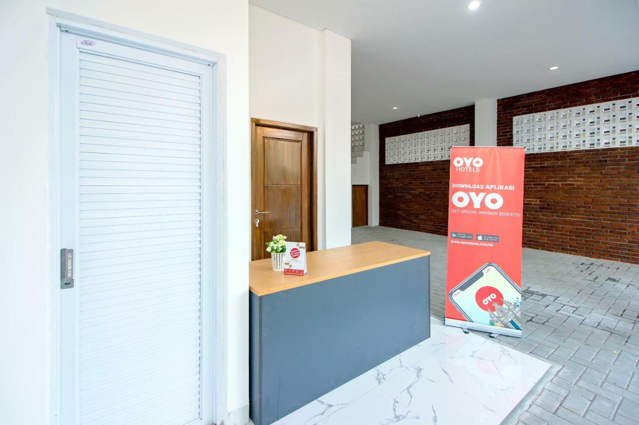 Super Oyo 13I9 88 Exclusive Guesthouse Kejayan Extérieur photo